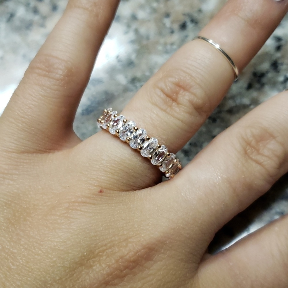 18k Oval Swarovski eternity band rings - Picture 8 of 11